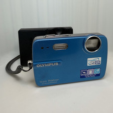 Working Olympus Stylus Water Digital Camera Battery Charger and XD card/adapter
