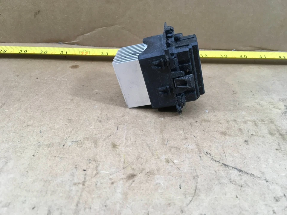 Mini Cooper R55/R56/R57 2006-2013 soplador motor calentador resistencia regulador OEM. Foto 4 de 4