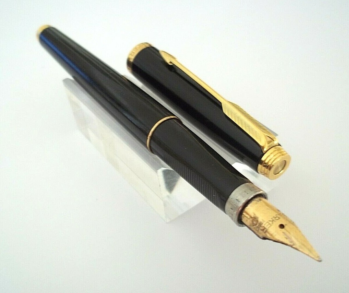 Stylo Plume Parker 75 Laque Noire Mat - Plume Or Massif 18K Fine - Version Rare, Occasion - Objet De Collection Et écriture