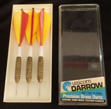 VTG UNICORN BRASS DARTS DARROW FEATHERS MED 22 GRAMS 71812 USED IN BOX