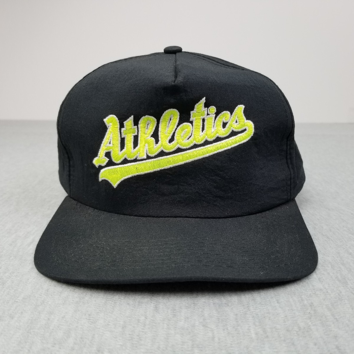 Oakland athletics USA製 92年　deadstock cap Oakland A's Competitor Hat Snapback Cap VTG Deadstock 90s