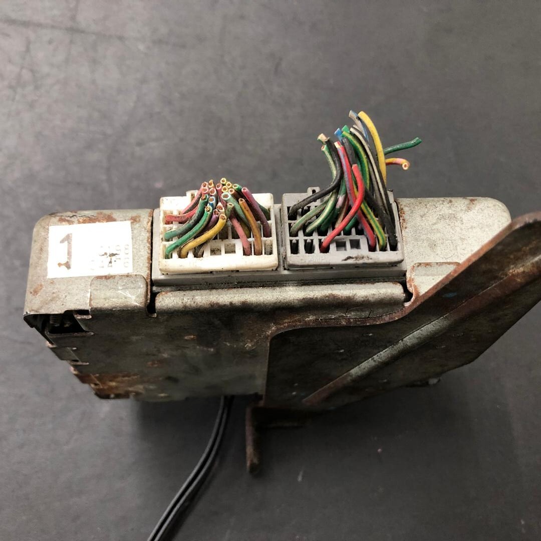 NISSAN SERENA C24 SR20 Engine Control Unit ECU 198 31036