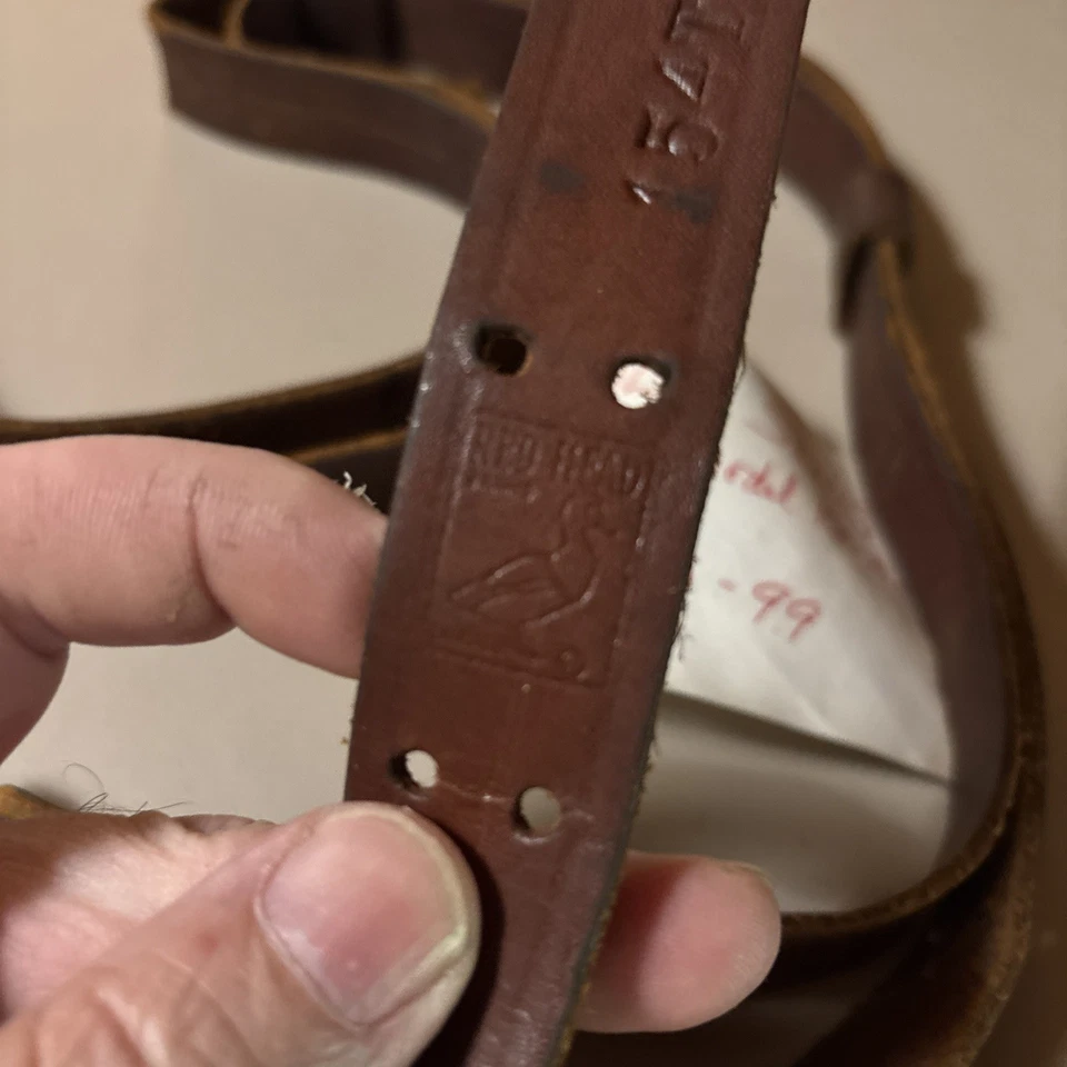 Rifle escopeta cabeza roja 154 T de cuero de colección para modelo 100 Win ++ Foto 3 de 4