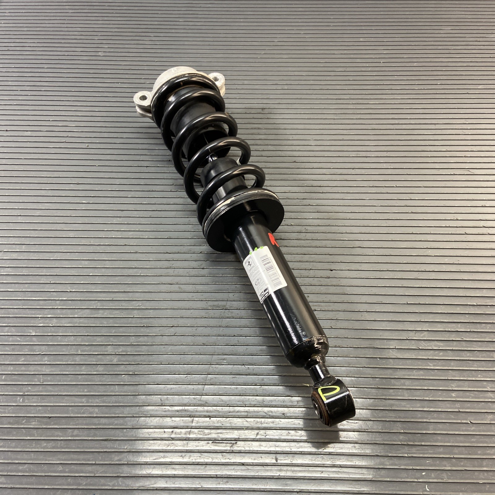 2018-2023 Ferrari Portofino RWD Rear Left Or Right Strut Shock 854342 OEM