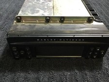 Harley Davidson Harman Kardon Radio/CD 76160-...