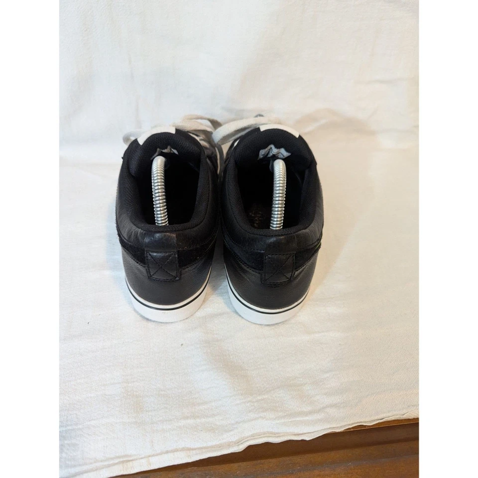 Nike SB Zoom Bruin Vulc Negro Verde 487936-031 Hombres’s 9.5 Zapatos de Skate De Colección Foto 3 de 4