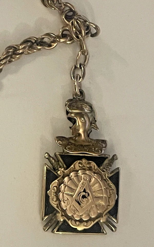 Reloj de colección lleno de oro caballeros templarios tren tren tren llavero con cadena🌺🌺 Foto 3 de 4