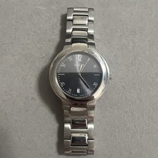 Vintage Gucci 8900M 35mm Stainless Steel Watch Needs battery