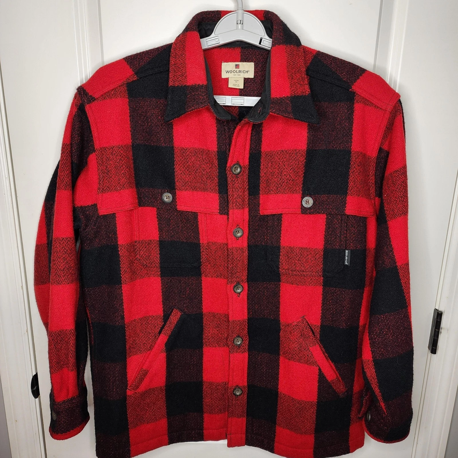 Woolrich Jacket Mens Medium Red Black Buffalo Plaid Wool Button Up Outdoors Warm