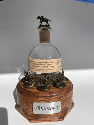Blanton's Bourbon Round Lighted Oak Cork Display Blantons, Whiskey