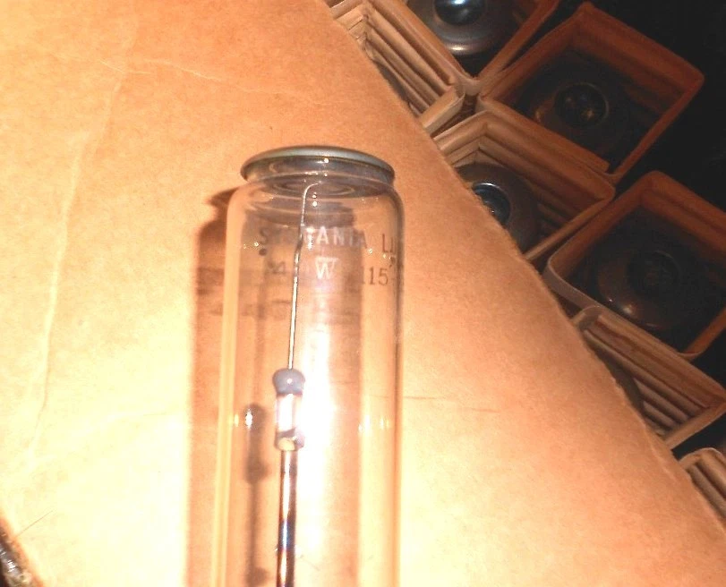 11.5" L40/CL 40W L40 CLEAR LUMILINE Light Bulb Lamp Vintage NEW SYLVANIA 19590 - Image 2 of 4