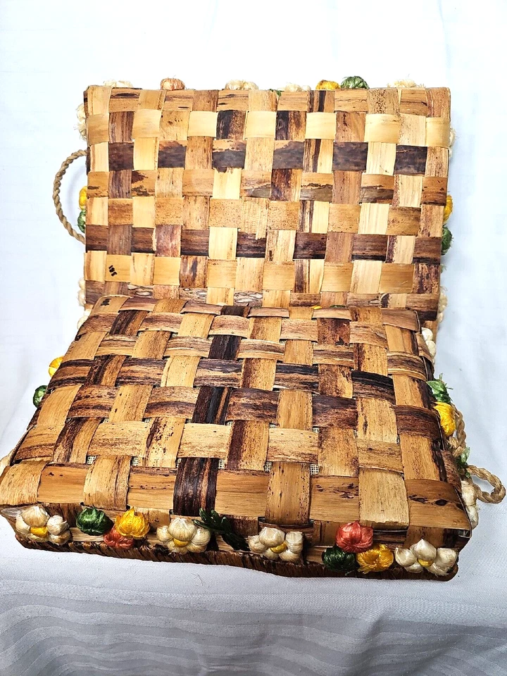 Pair Vintage Woven Floral  Serving Lined Basket Tray Kitchen. - Image 3 of 4