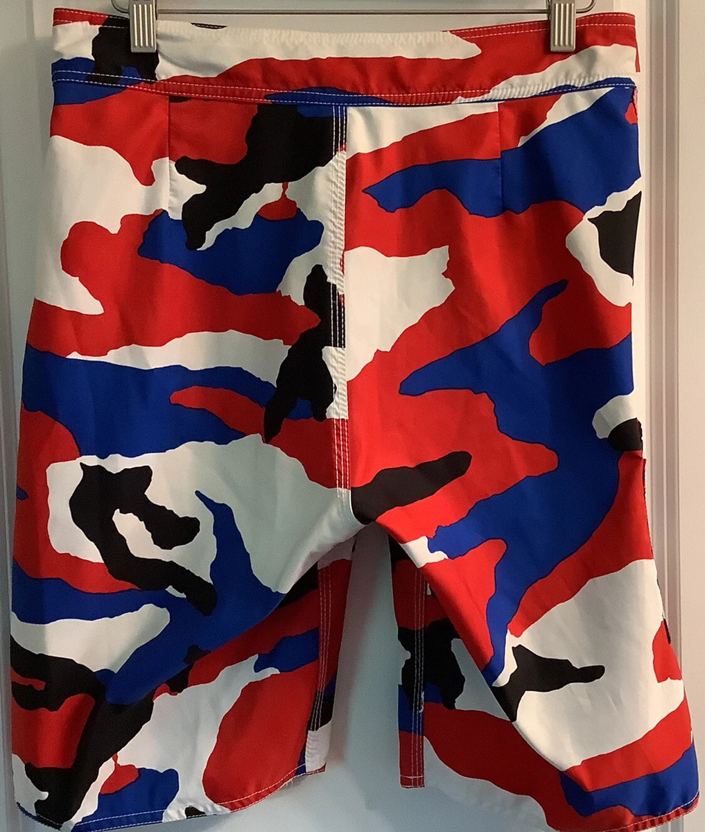 Boardshorts with mesh liner clearance