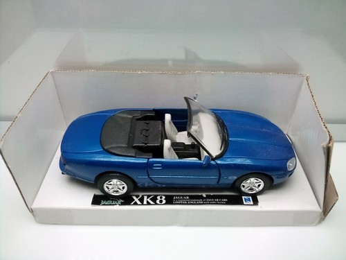 New Ray 1:32 Scale / Jaguar XK8 Convertible - Met Blue - Model Car x1 - Picture 2 of 12