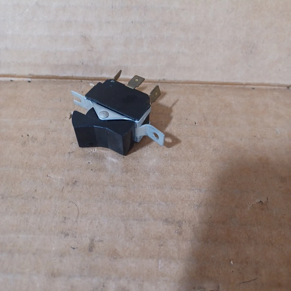 1966 Studebaker Lark Heater Blower Motor & Dashboard Instrument Light Switch NOS - Image 3 of 4