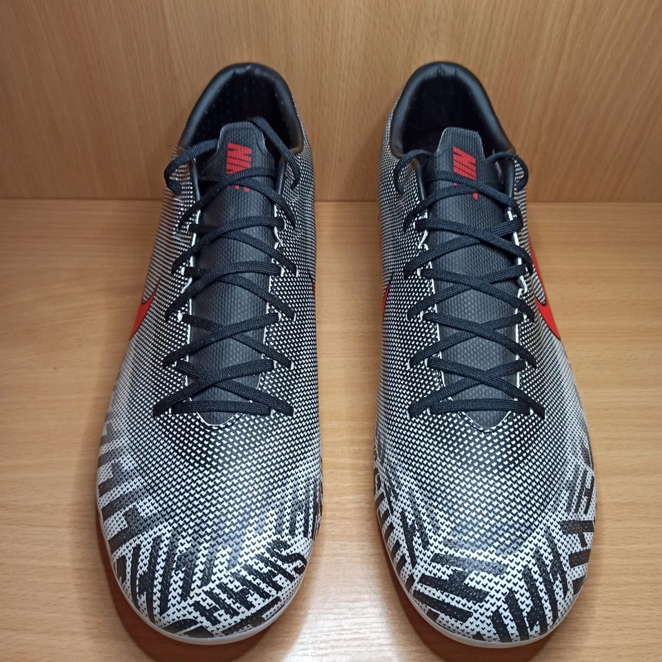 NIKE MERCURIAL VAPOR ACADEMY XII US 11.5 UK 10.5 BOTINES DE FÚTBOL Botas de fútbol  Foto 2 de 4
