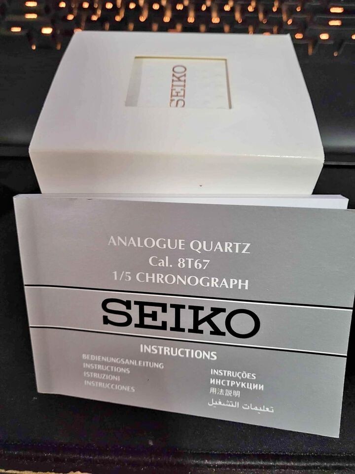 Seiko Analogue Quartz Cal.8T67 1/5 Chronograph | eBay