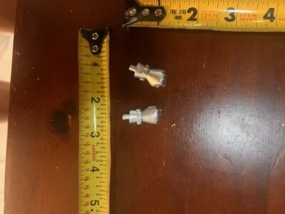 1/2 G.I. Joe Ultimates B.A.T. 7-Inch  SUPER 7  hands fists