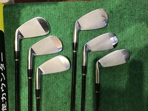 Srixon WR Iron Set 6pc 5-Pw SV-3011J Regular Flex Carbon Shaft RH - Image 2 of 4