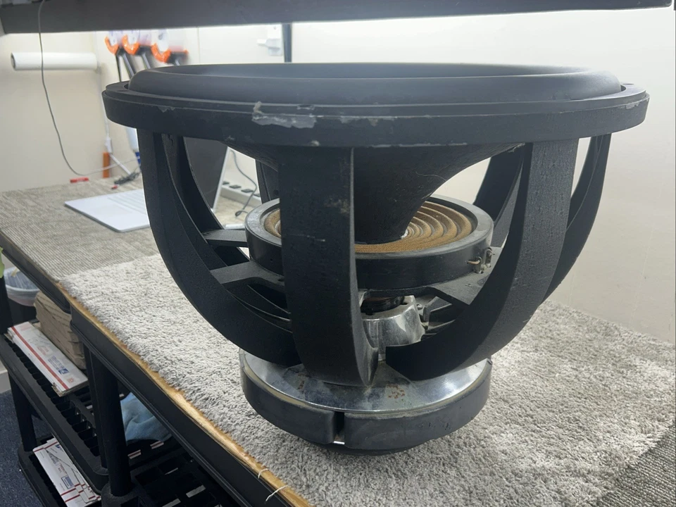 Re Audio XXX 18Inch Subwoofer Banger !!! 9899 - Image 3 of 4