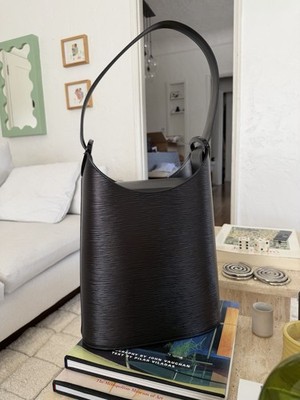 Louis Vuitton Epi Black Leather Shoulder Bag