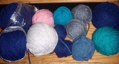 1LB 13 OZ USED YARN MULTI COLORS FREE SHIP KNITTING / CROCHET, NEEDLEPOINT
