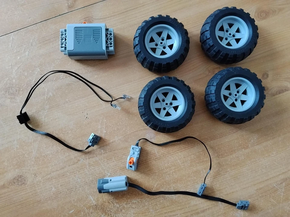 LEGO Technic 8297 Off-Roader, photo 1 sur 5