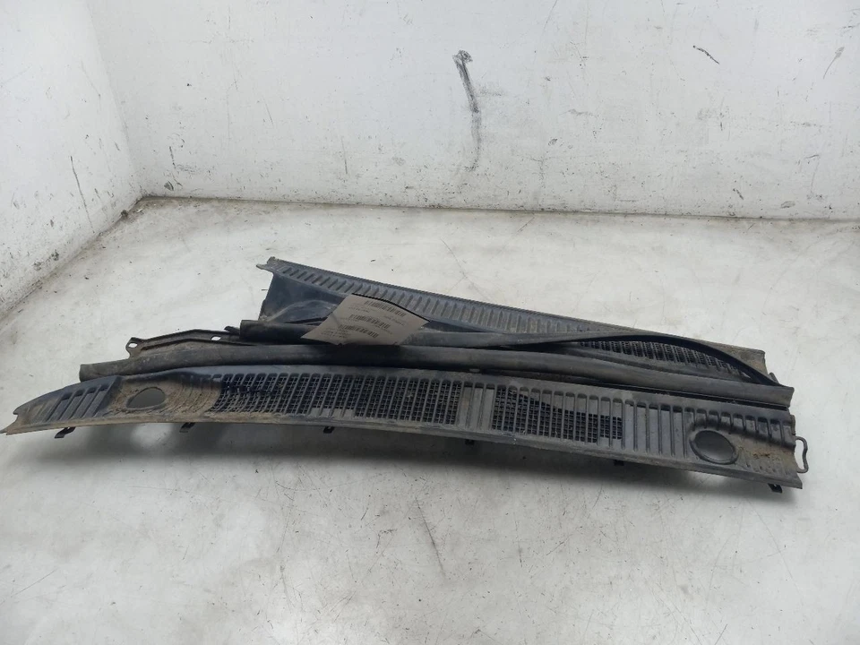 Lexus LX470 2000 4,7 L cubierta de ventilación de capó Foto 3 de 4