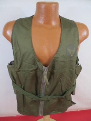 Vietnam Era USAF Air Force Type E-1 Radio Carrier Vest - Size
