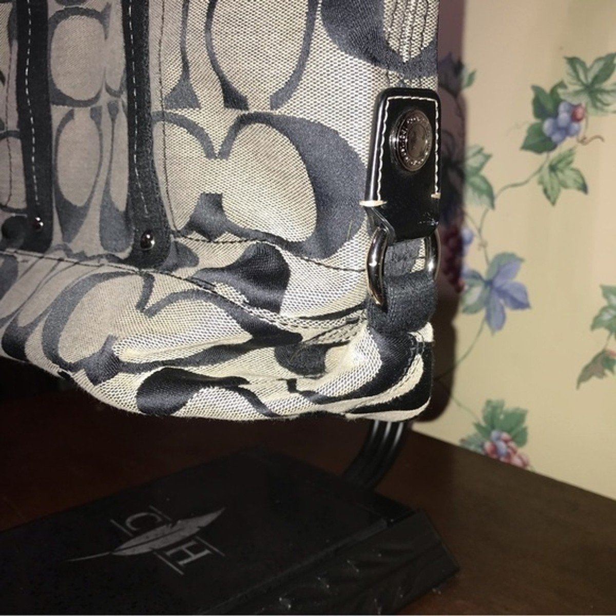 Coach Kyra Signature Tote #18855 | eBay