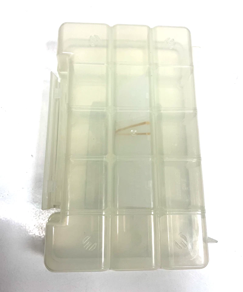 Akro-Mils 15 Compartment Medium Clear Storage Case 05805 11"W x 7"D x 2 3/8"H - Image 3 of 4