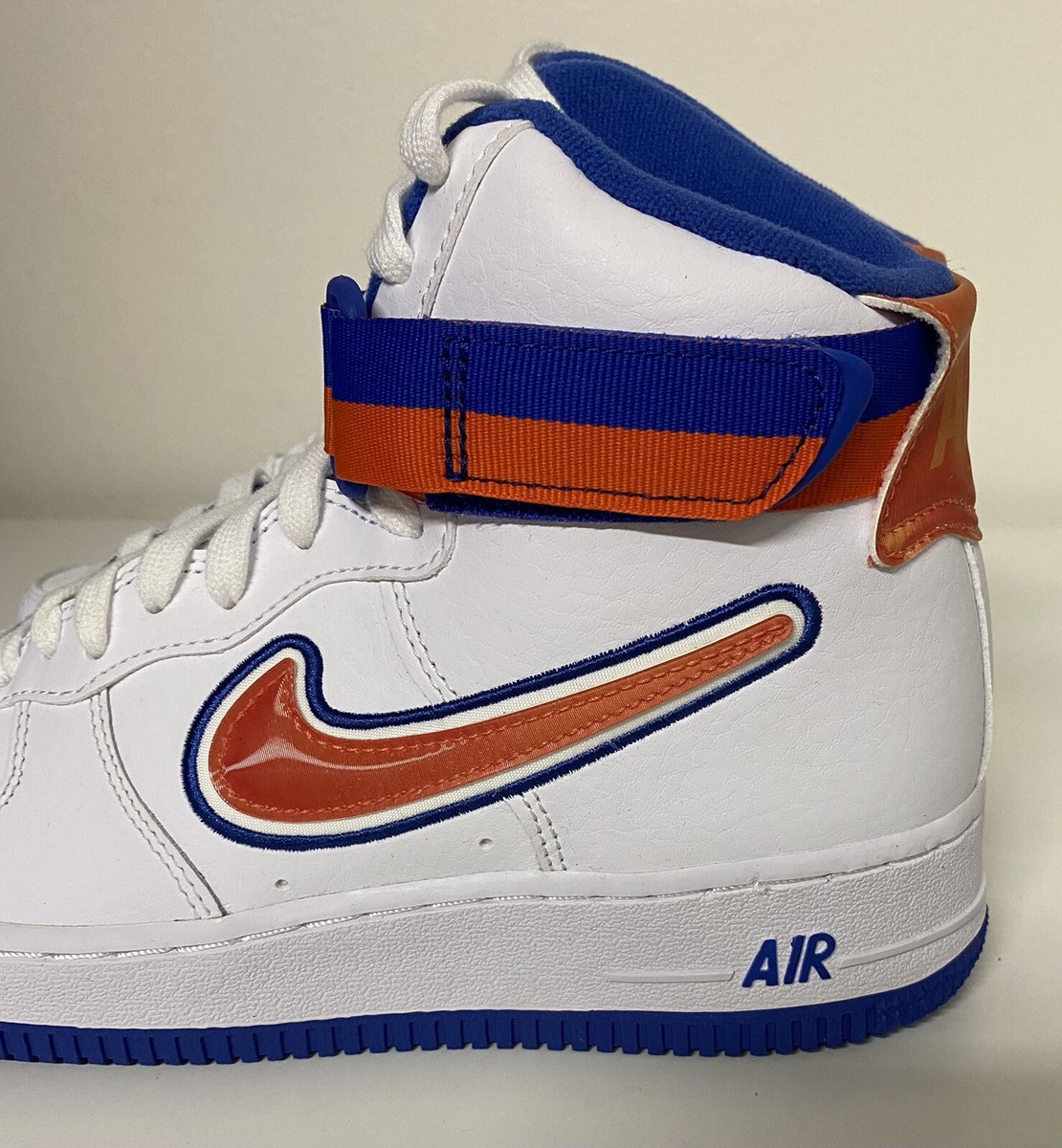 NIKE AIR FORCE 1 HIGH '07 LV8 SPORT NBA KNICKS price €102.50