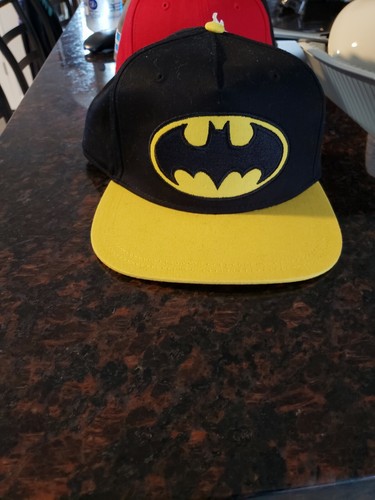 batman black and yellow - Gem