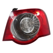 VOLKSWAGEN PASSAT TDI 206 Rear Tail Light Right Side