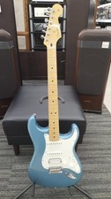 FENDER MEXICO E-GITARRIST STRATOCASTER HSS gebraucht