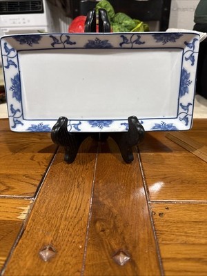 Ernesto Beautiful Collectible Blue/White Porcelain Platter Length 9.5