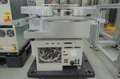 TEL VESTA Vacuum Robot / Motor : M-PN2012KN502, Flange : 1Y710KN02311