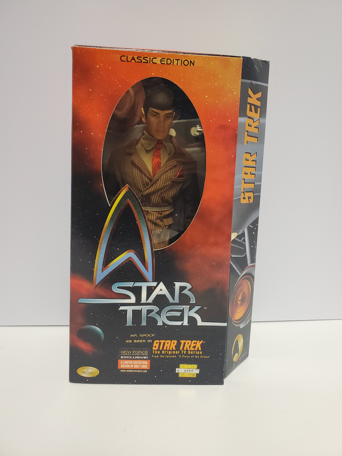 MR SPOCK Piece of the Action Playmates Star Trek  1999 CLASS