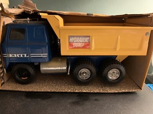 ertl transtar dump truck
