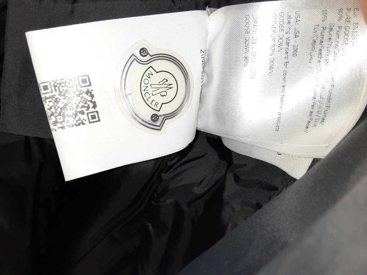 Moncler Flammette High-Neck Puffer Coat Size 00 XXS MSRP Moncler Flammette High-Neck Puffer Coat Size 00 XXS MSRP