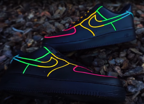 Chaussures personnalisées Nike Air Force 1 noir néon contline bleu vert jaune rose toutes tailles - Photo 1 sur 12