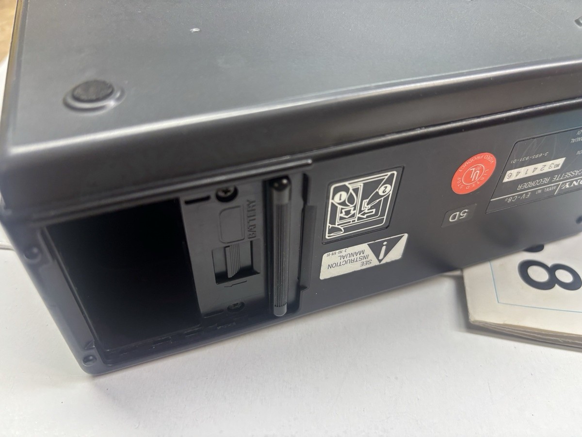 Sony EV-C8U Video 8 Cassette Recorder Player Deck - Plays but can