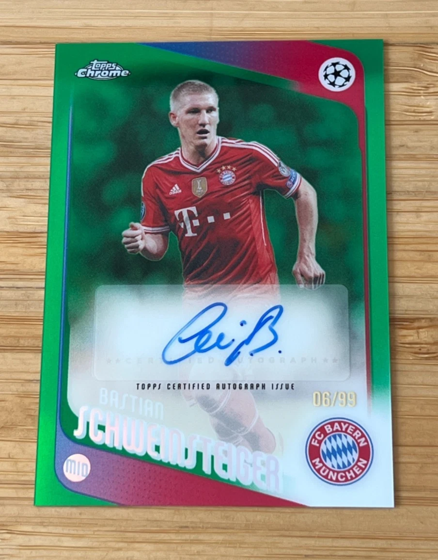 Soccer Bayern Munich Autographed Sports Trading Cards