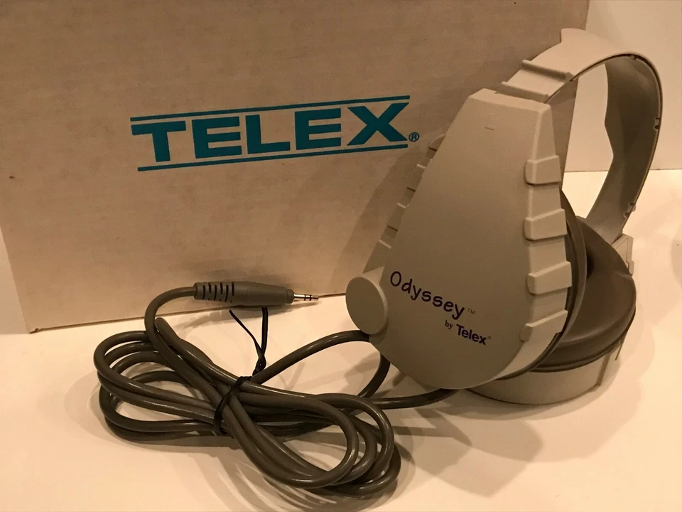 Odyssey By Telex Headphones #300104-560 PAIR of 2 BRAND NEW in Box - Image 4 of 4