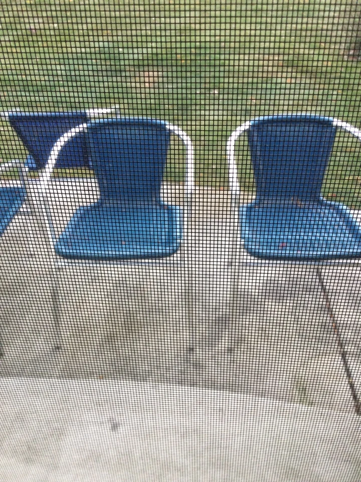 Moderna contemporánea apilable AZUL MIMBRE Y CROMO PATIO PATIO TERRAZA 21x22x28 Foto 4 de 4