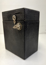 Eastman Kodak No 2A Model C Rainbow Hawk Eye Box Camera Black Uses 120 Film