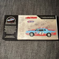 Richard Petty 1984 STP Daytona 200th Race Win 1:24 Scale Diecast Car