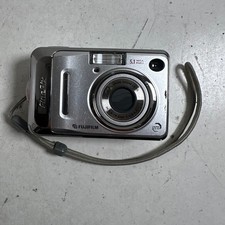 Fujifilm FinePix A500 Silver 5.1MP 3x Optical Zoom Portable Digital Camera