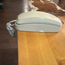 Conair Conairphone SW-102 Beige Trimline Style Corded Telephone 1 Phone Line