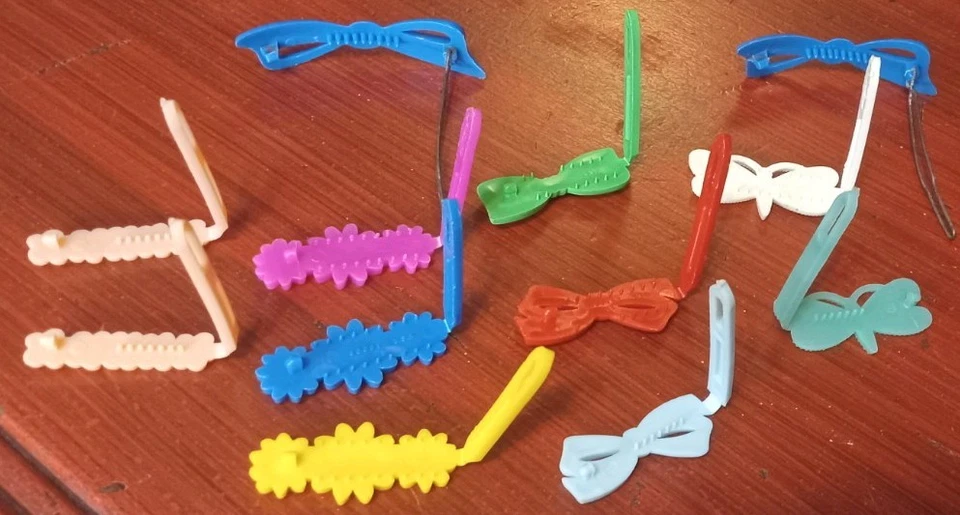 Lote de 12 pasadores de pelo vintage golosinas y sin marca ~ flores ~ arcos ~ libélulas Foto 3 de 3